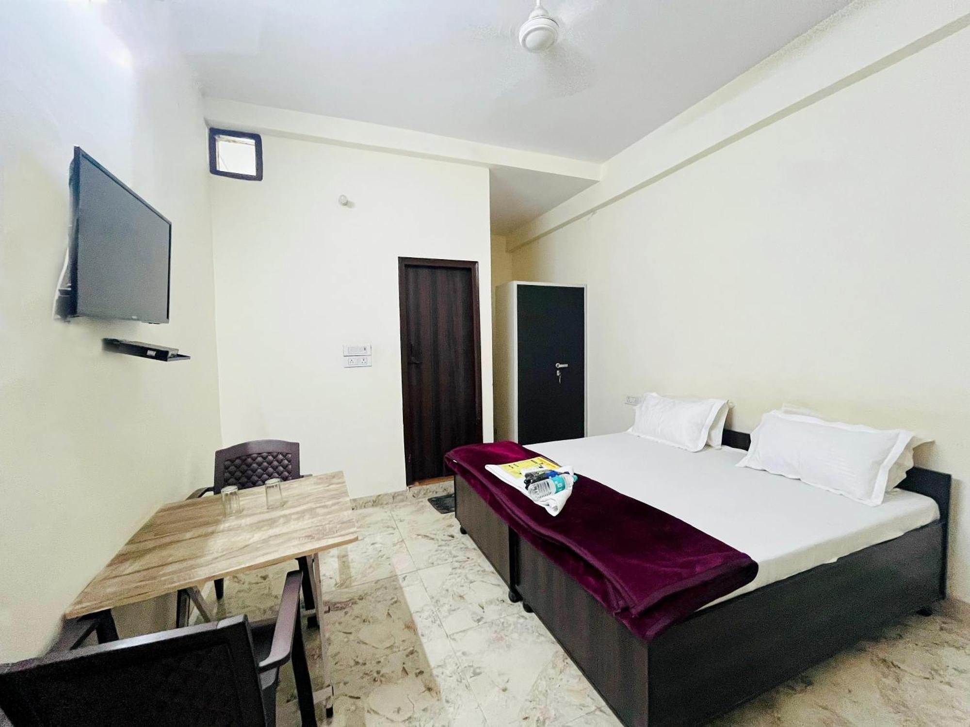 Roomshala 125 Maharaja -vishwavidyalaya